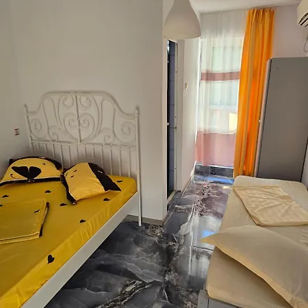 Affittacamere New House Philip Costinesti